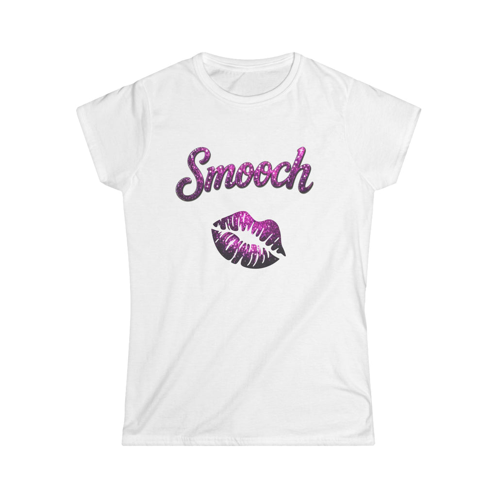 Women's T-shirt - Smooch pattern