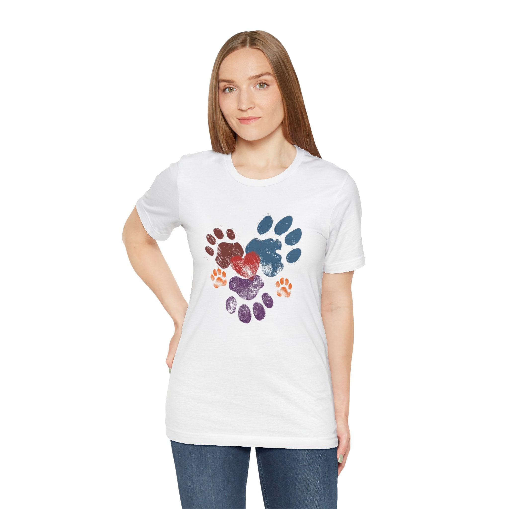 T-shirt amoureux des animaux — Empreintes cœur chien & chat | T-shirt unisexe tendance